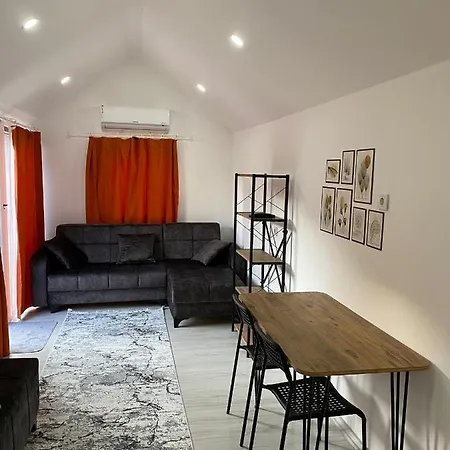 Vakantiehuis Alican Izba House