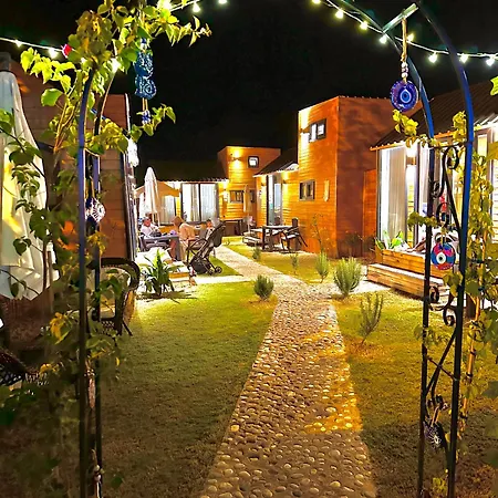 Semesterbostad Alican Izba House *